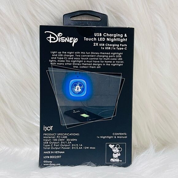 Mickey USB Charging /Nightlight - Picture 2 of 3